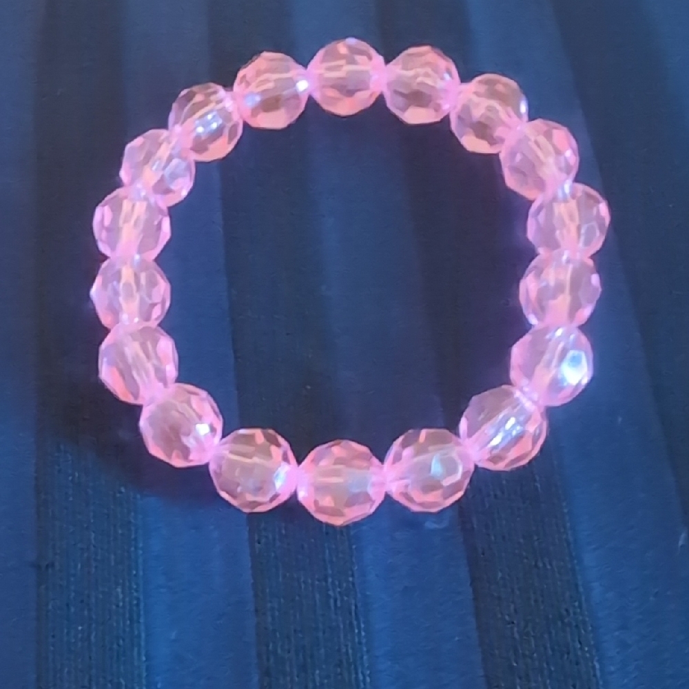 Elegant Pink Beaded Bracelet